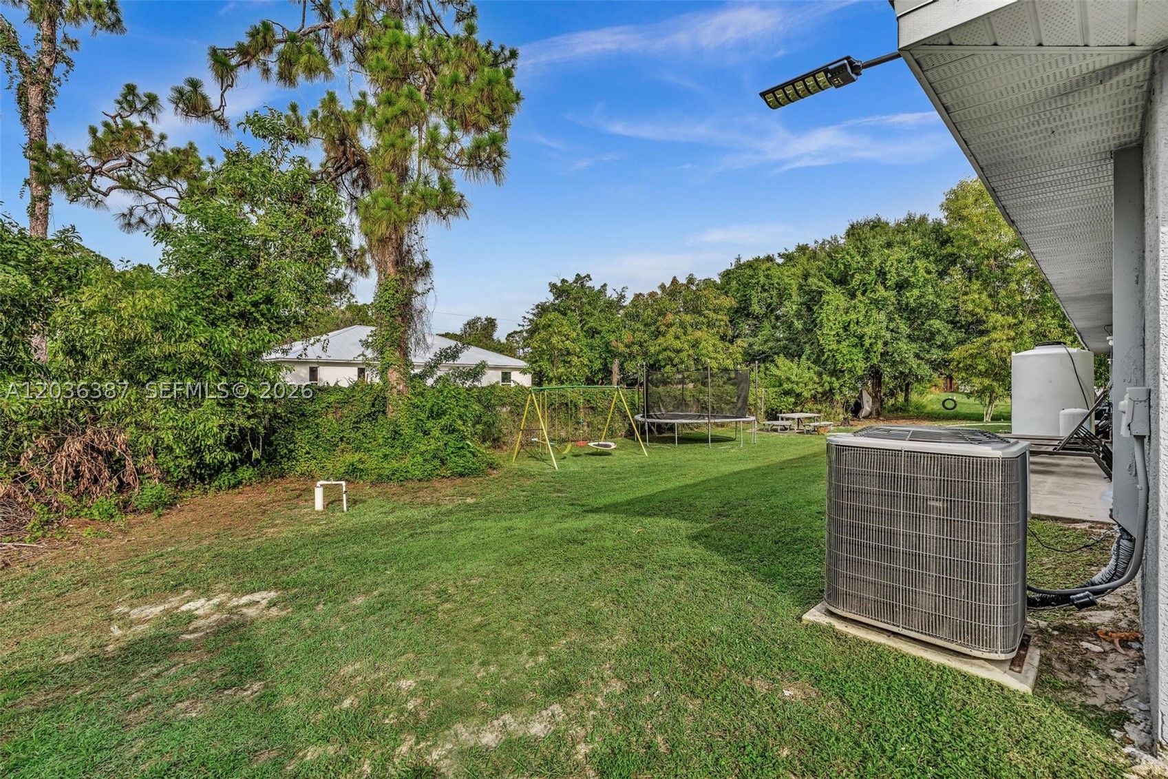 LEHIGH ESTATES - Residential Income