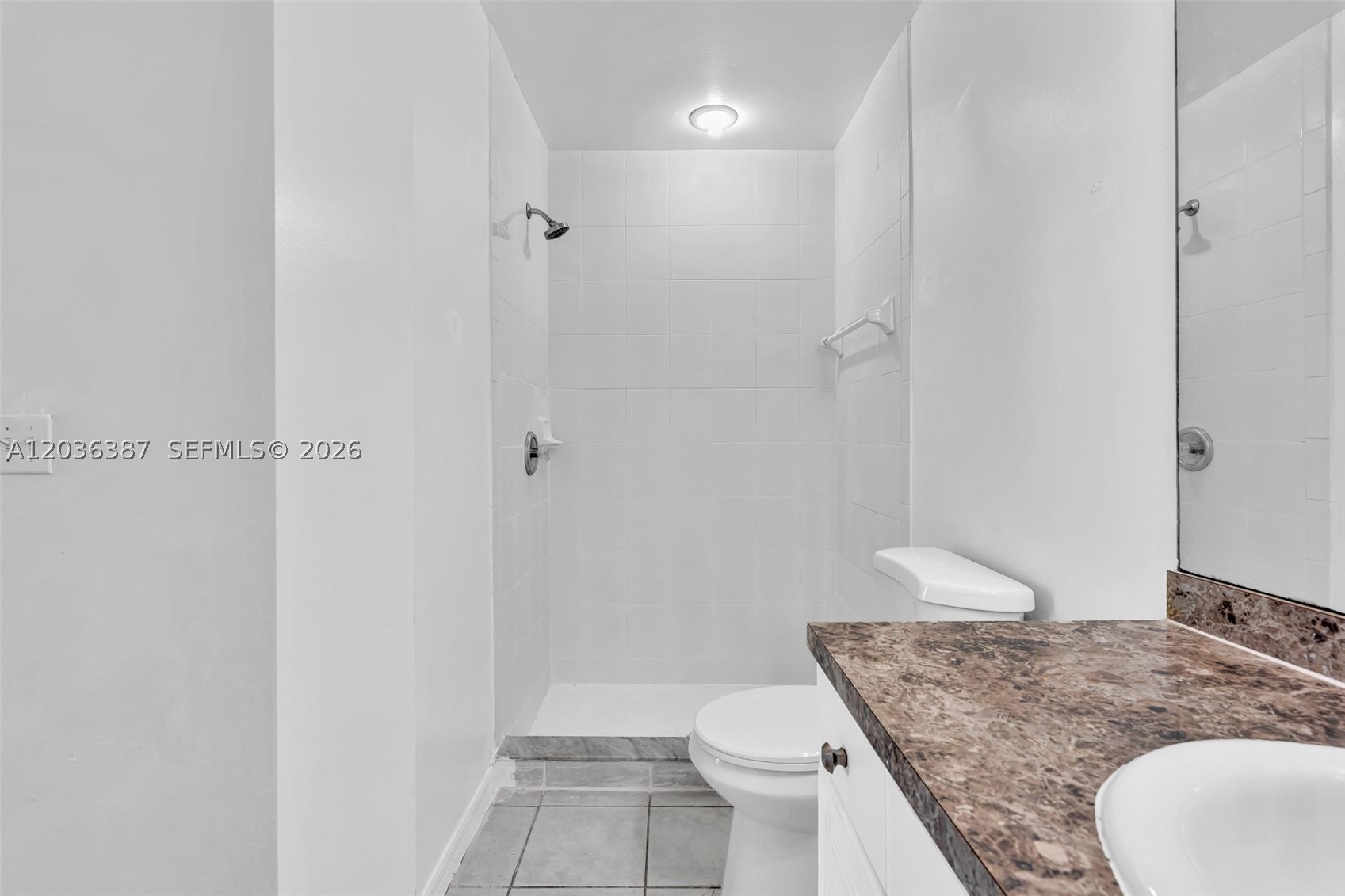 LEHIGH ESTATES - Residential Income