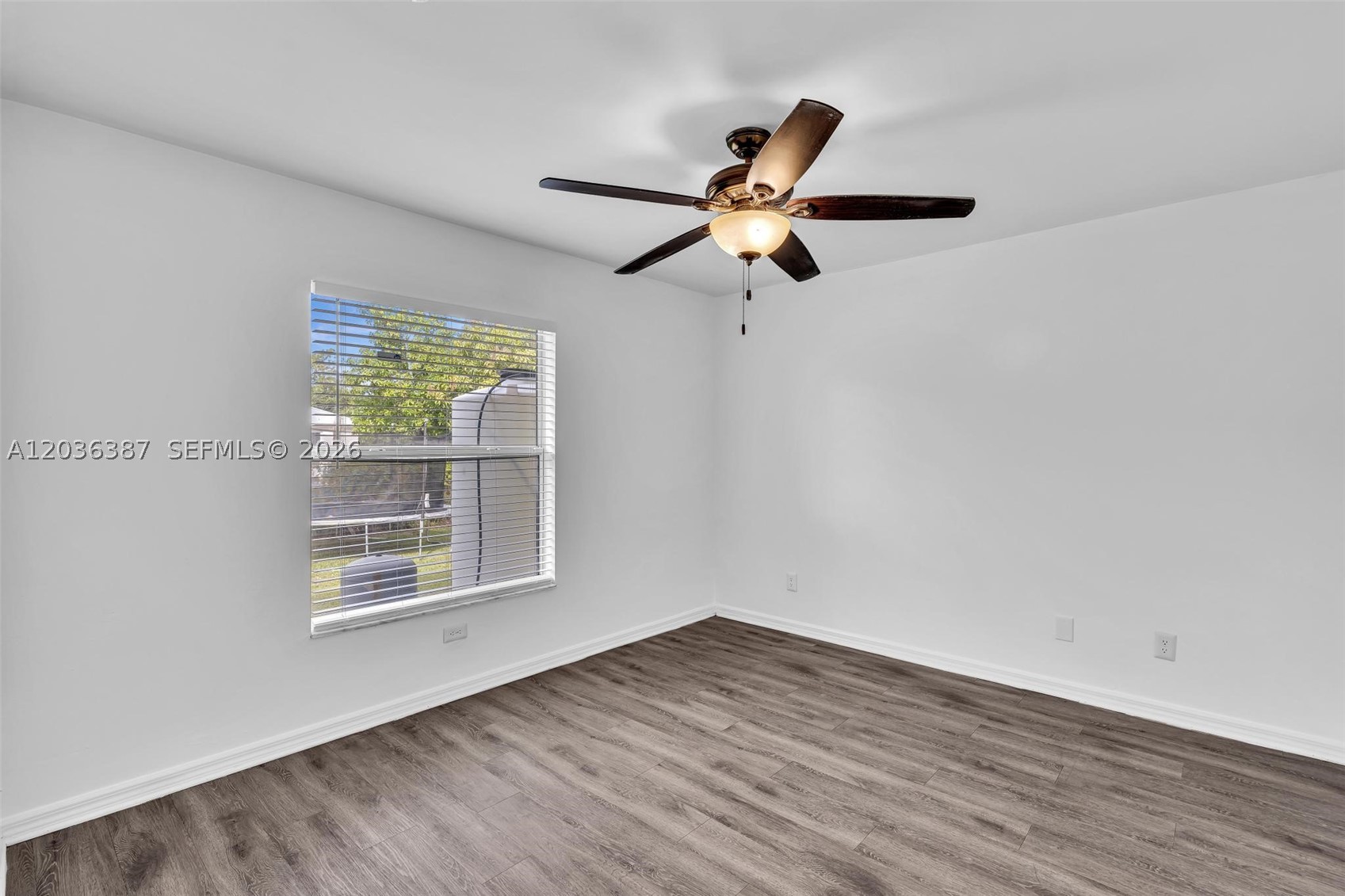 LEHIGH ESTATES - Residential Income