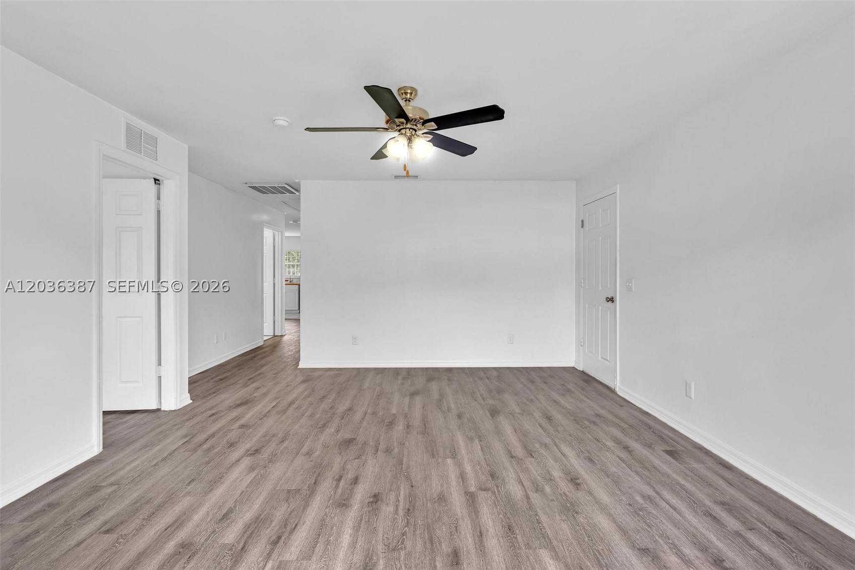 LEHIGH ESTATES - Residential Income