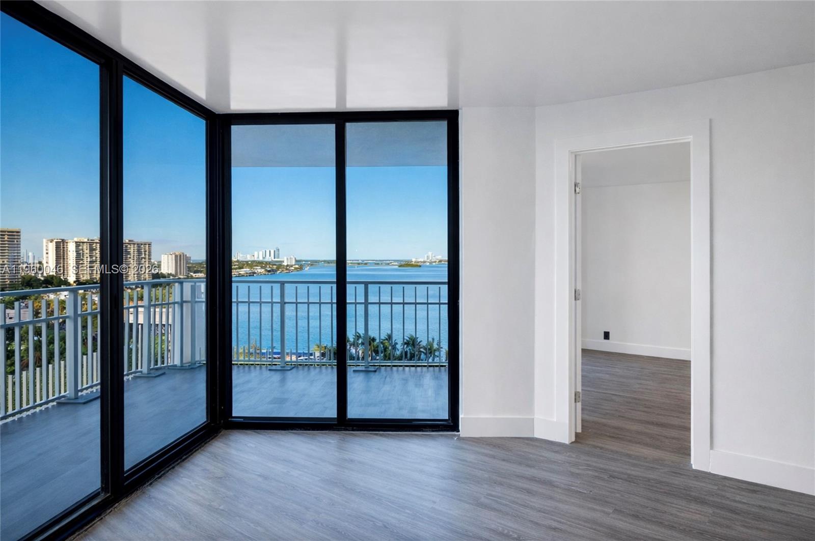 THE TOWERS OF QUAYSIDE CO - Residential