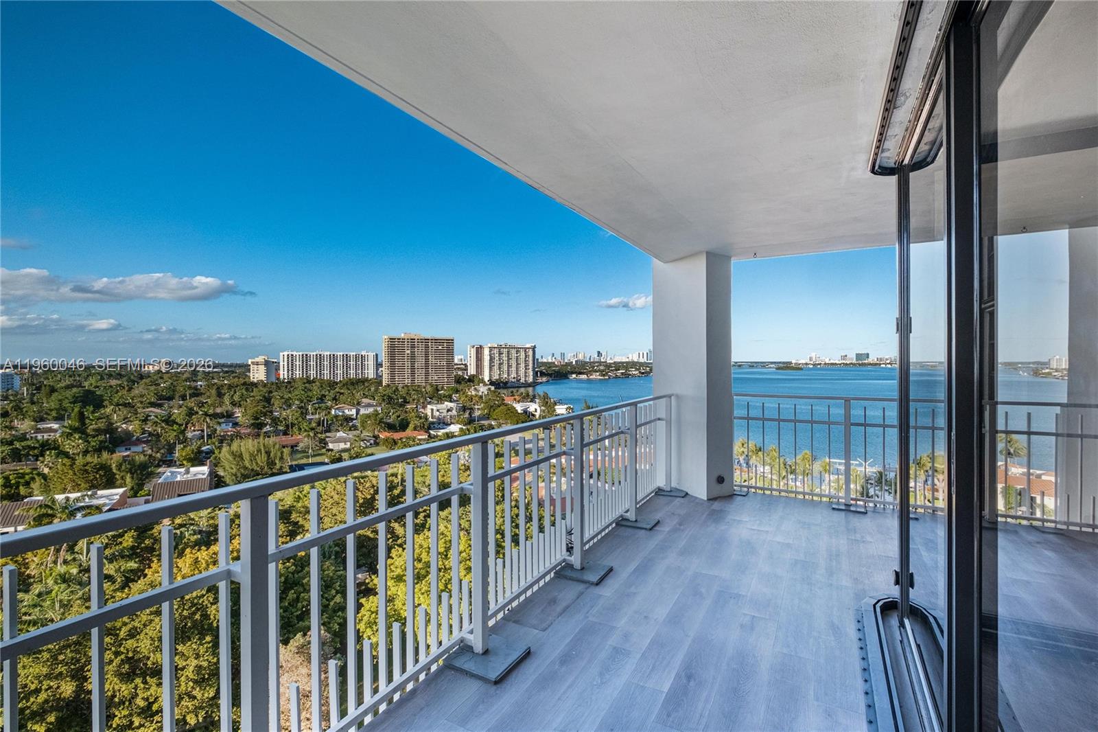 THE TOWERS OF QUAYSIDE CO - Residential