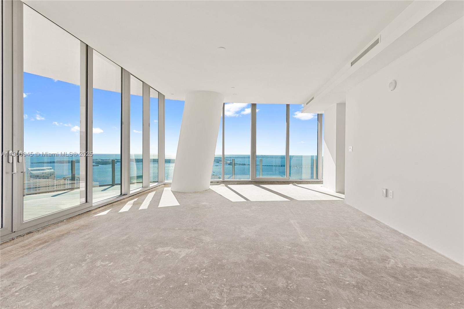 300 BISCAYNE BLVD WAY COND - Residential