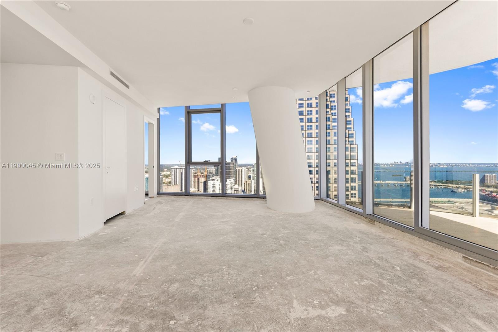 300 BISCAYNE BLVD WAY COND - Residential