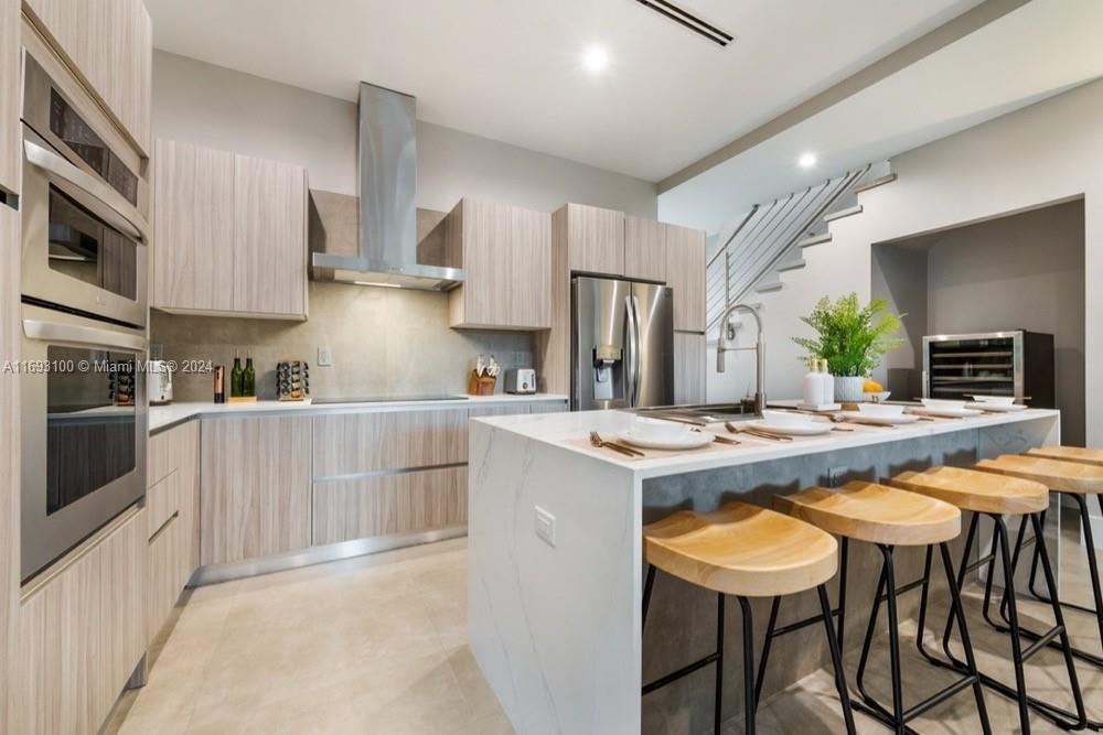 DE HEDOUVILLES SUB - Residential Lease