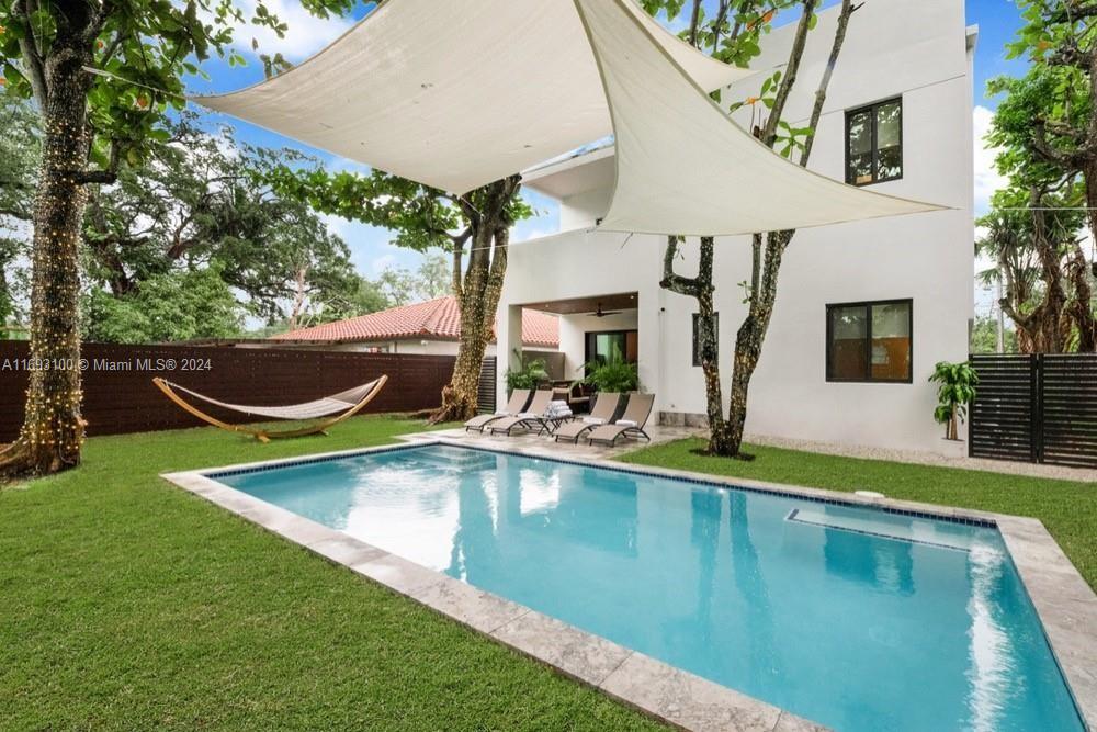 DE HEDOUVILLES SUB - Residential Lease