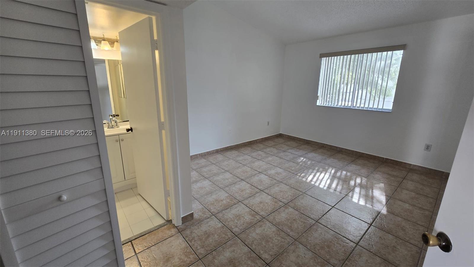 LAGO LINDO TOWNVILLAS CON - Residential