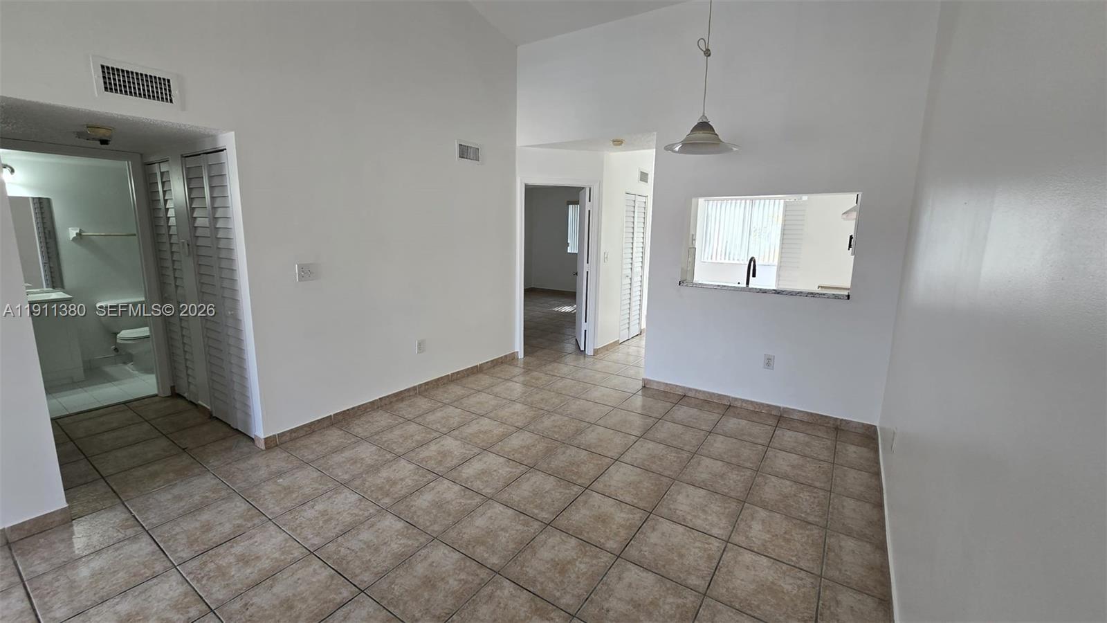 LAGO LINDO TOWNVILLAS CON - Residential