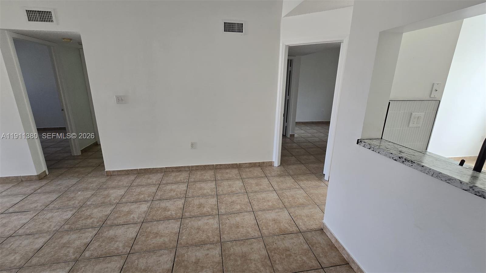LAGO LINDO TOWNVILLAS CON - Residential