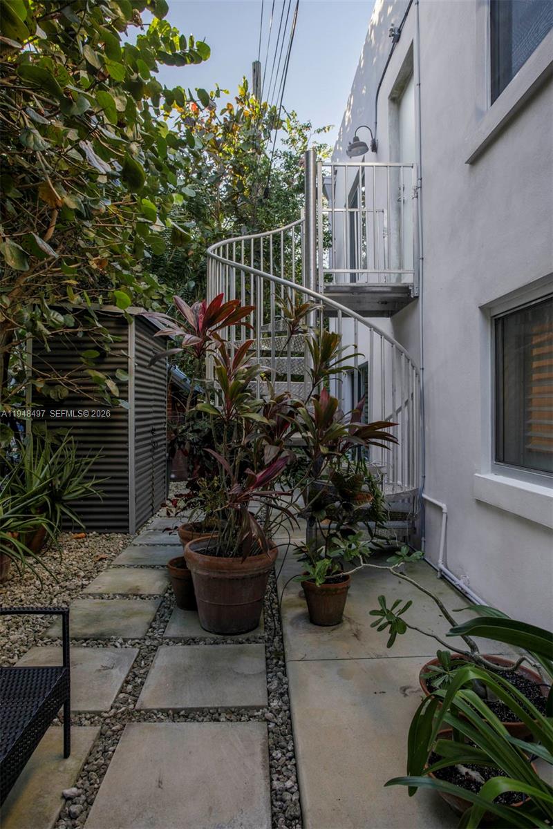 THIRD WESTMORELAND ADDN - Residential Income