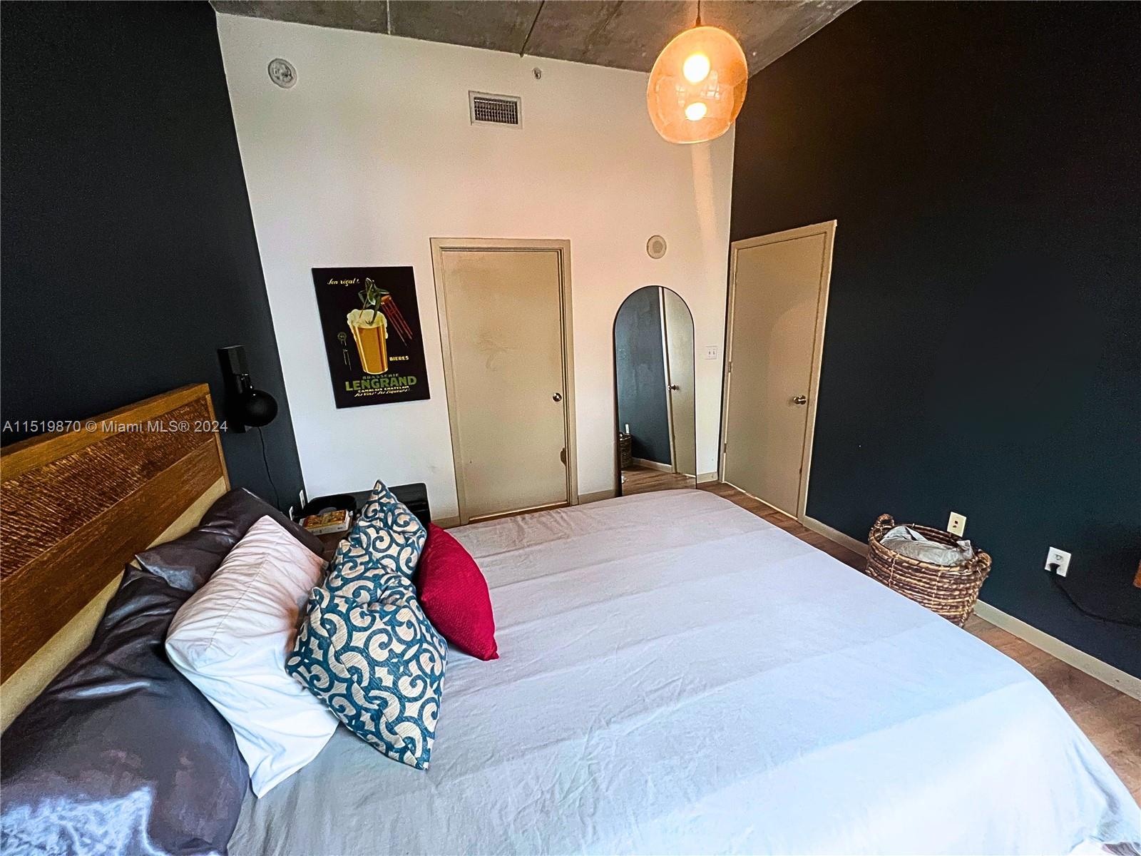 CITE CONDO - Residential Lease