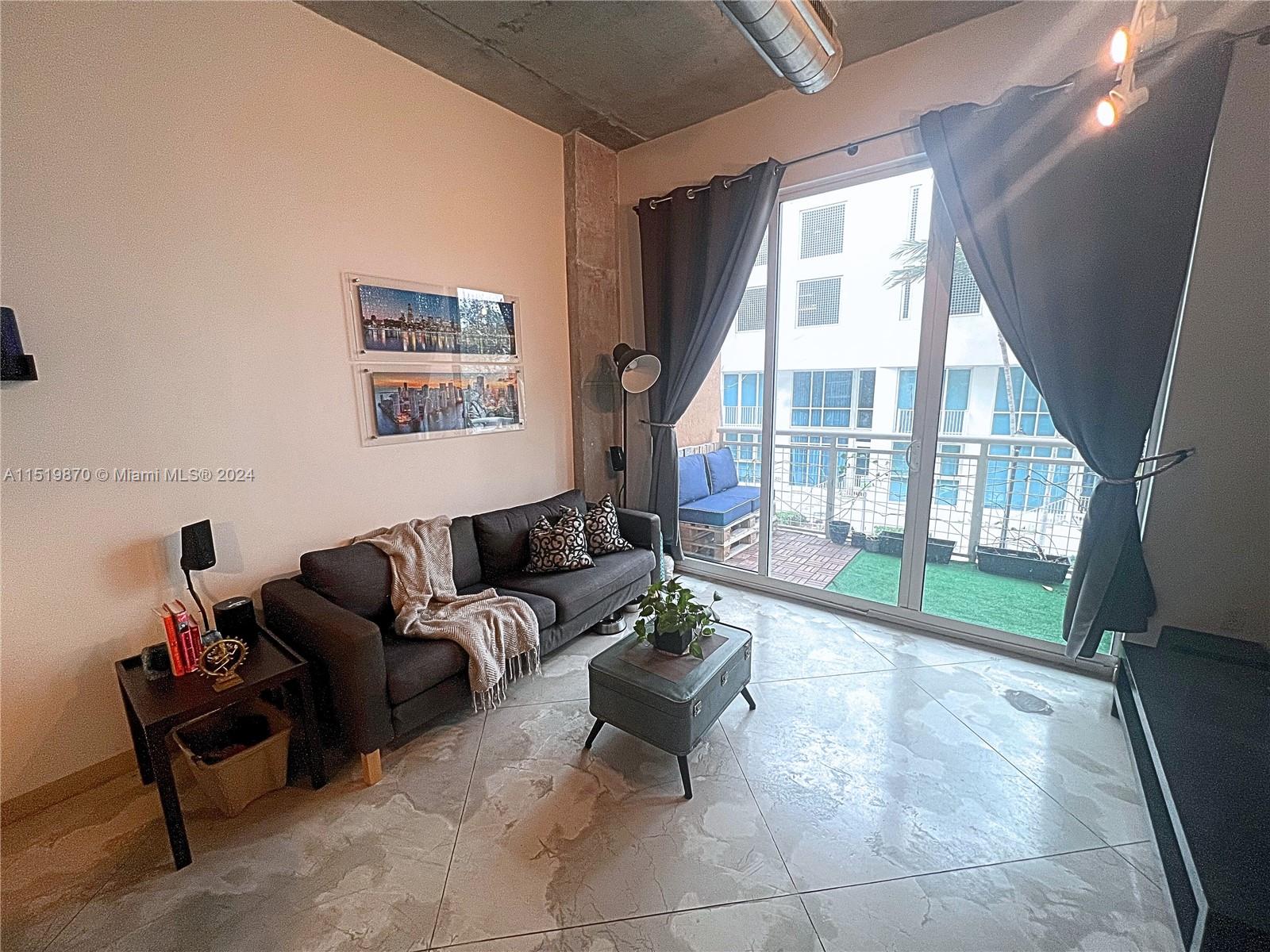 CITE CONDO - Residential Lease