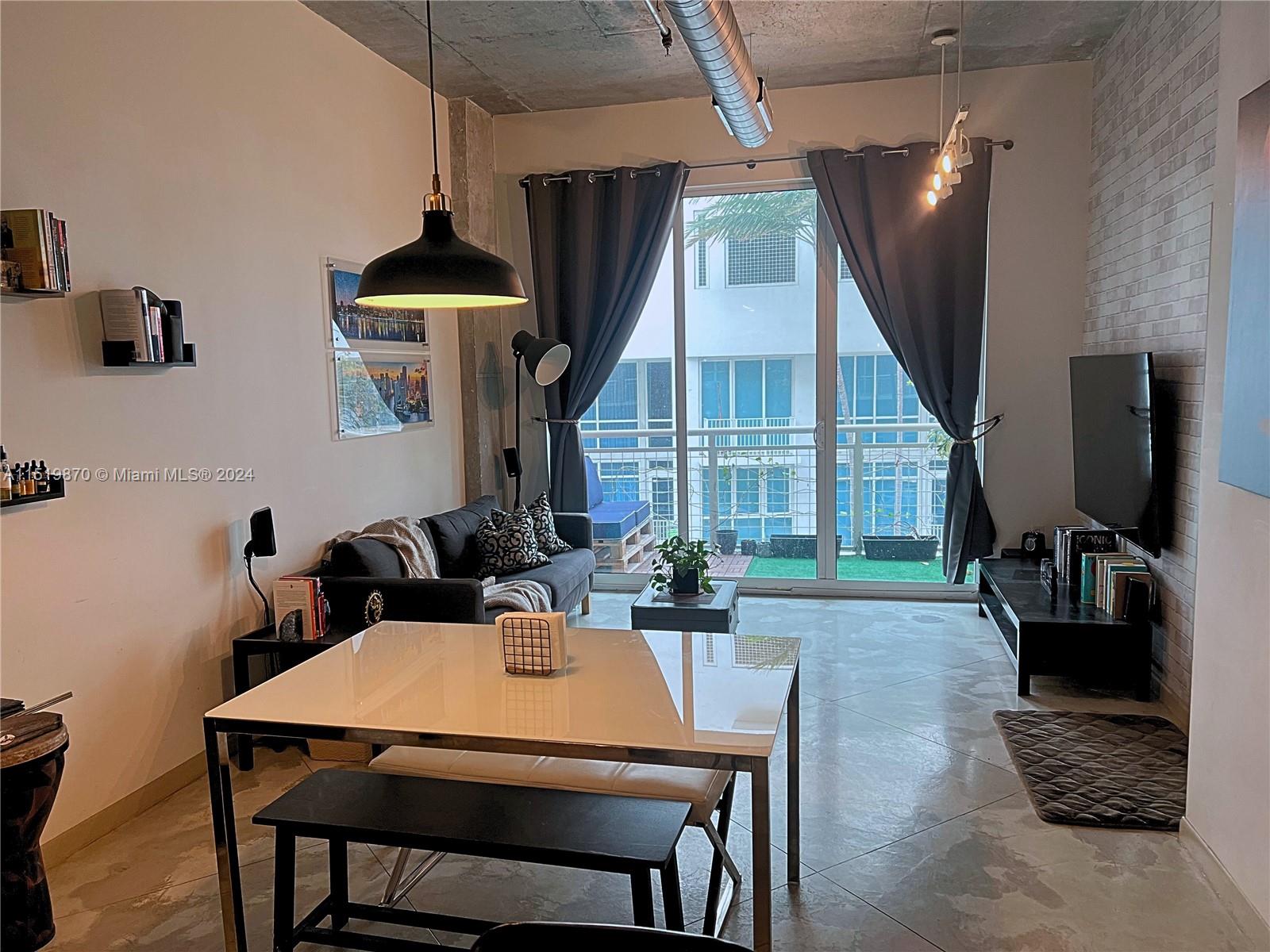 CITE CONDO - Residential Lease