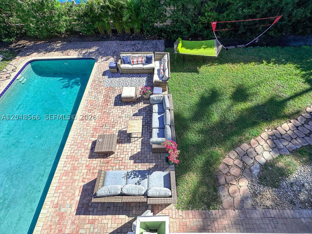 HOLLYWOOD LAKES SECTION - Residential