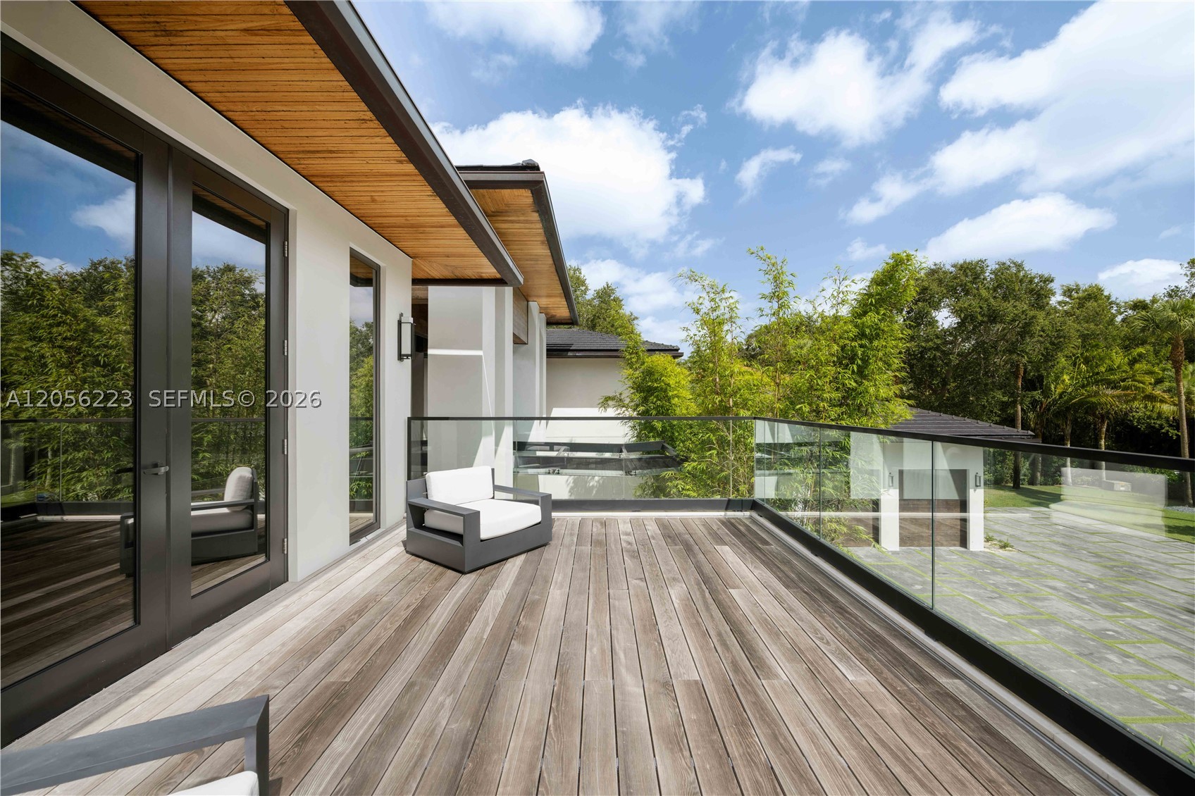 TOWN & COUNTRY ESTATES - Residential