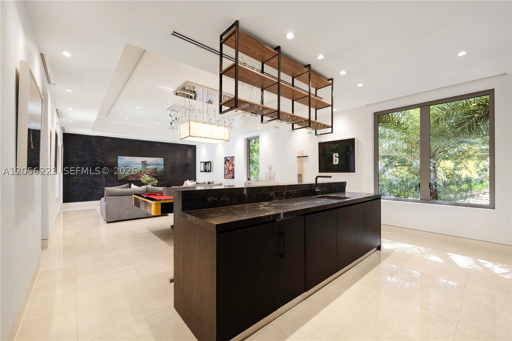 TOWN & COUNTRY ESTATES - Residential