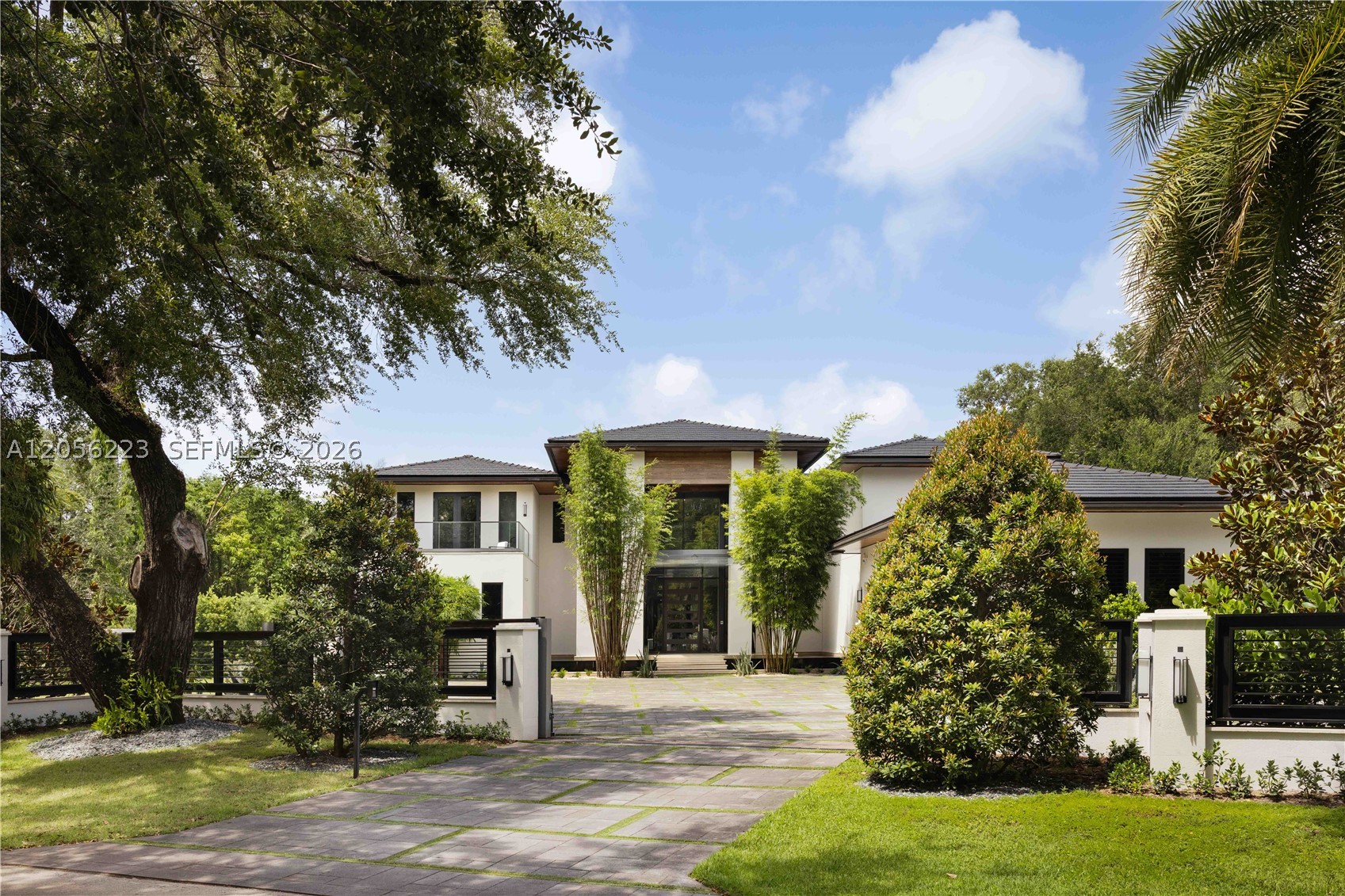 TOWN & COUNTRY ESTATES - Residential