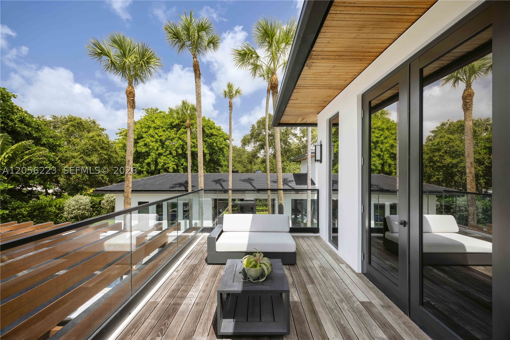 TOWN & COUNTRY ESTATES - Residential