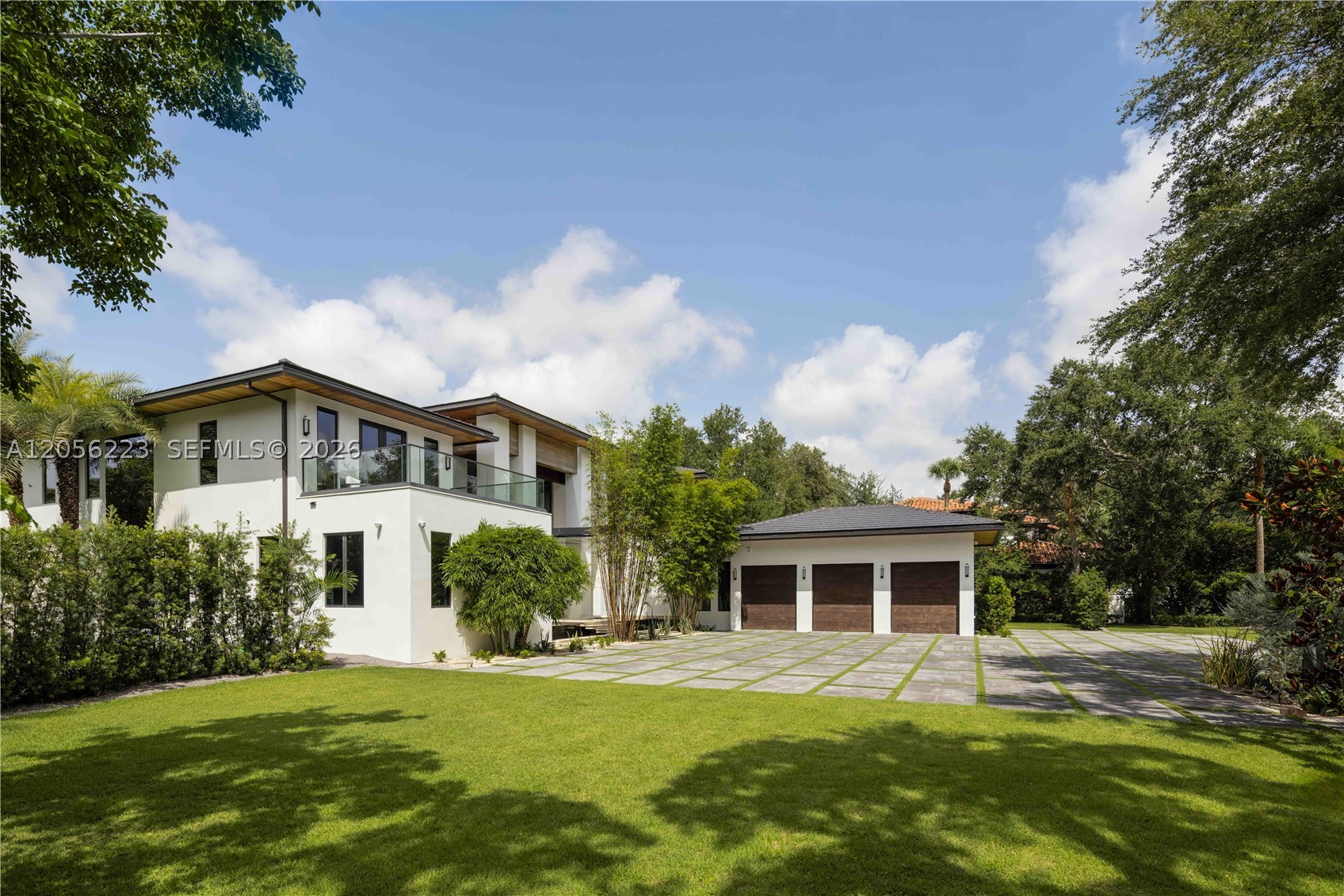 TOWN & COUNTRY ESTATES - Residential
