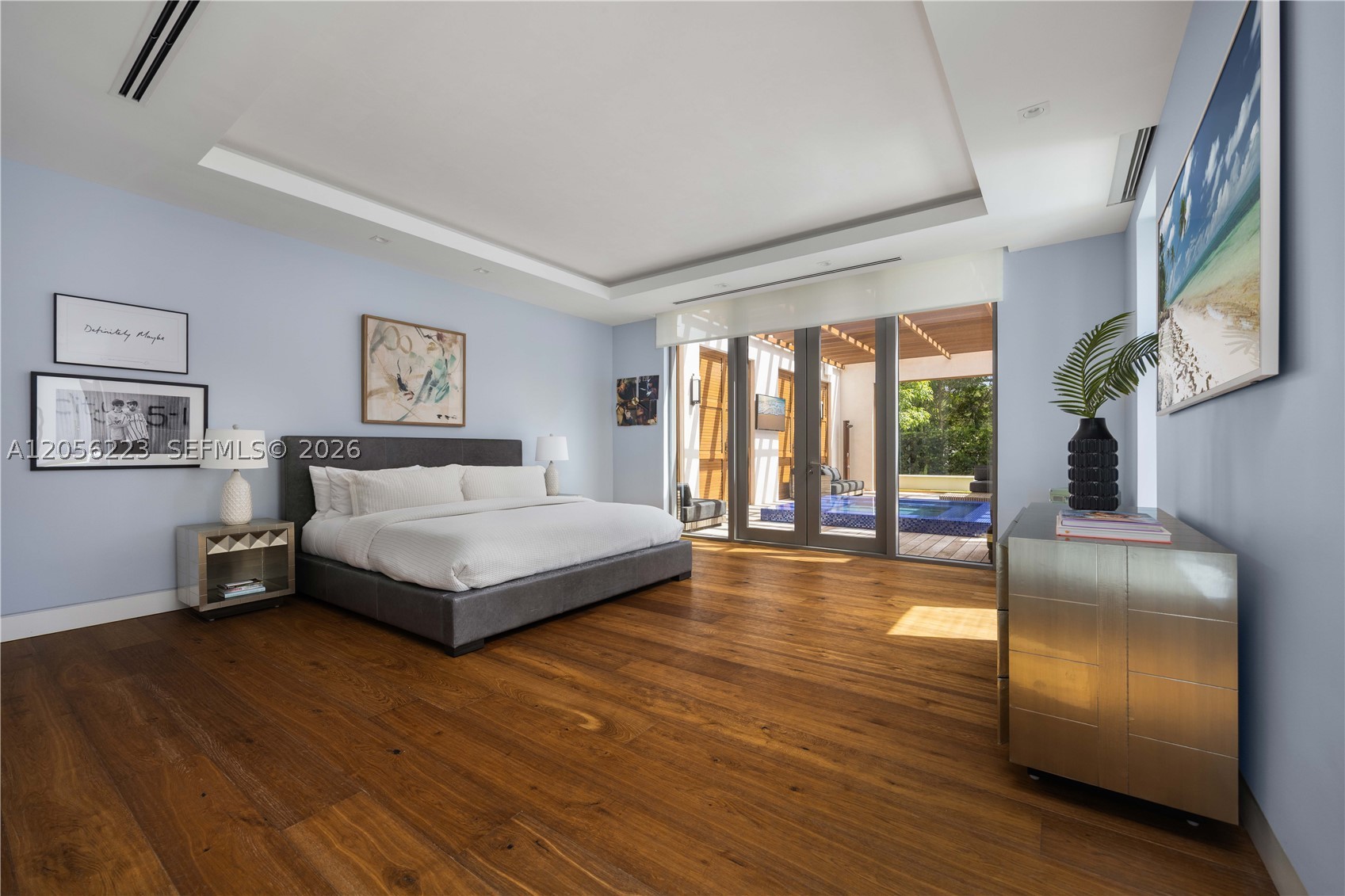 TOWN & COUNTRY ESTATES - Residential