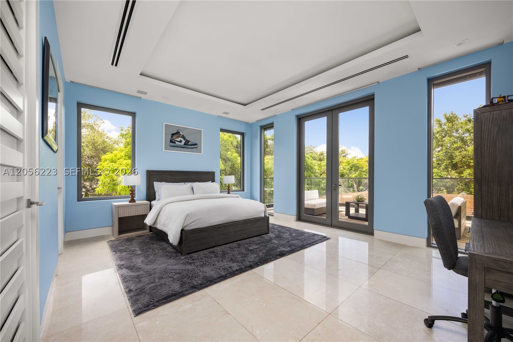 TOWN & COUNTRY ESTATES - Residential