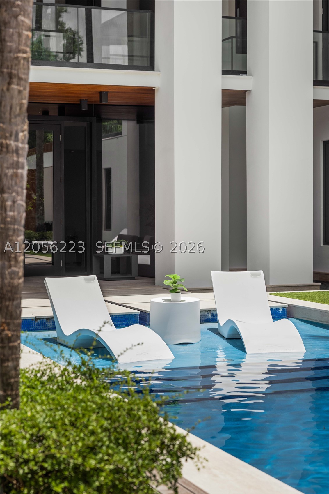 TOWN & COUNTRY ESTATES - Residential