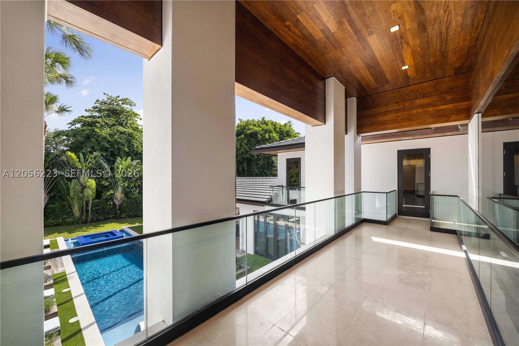 TOWN & COUNTRY ESTATES - Residential