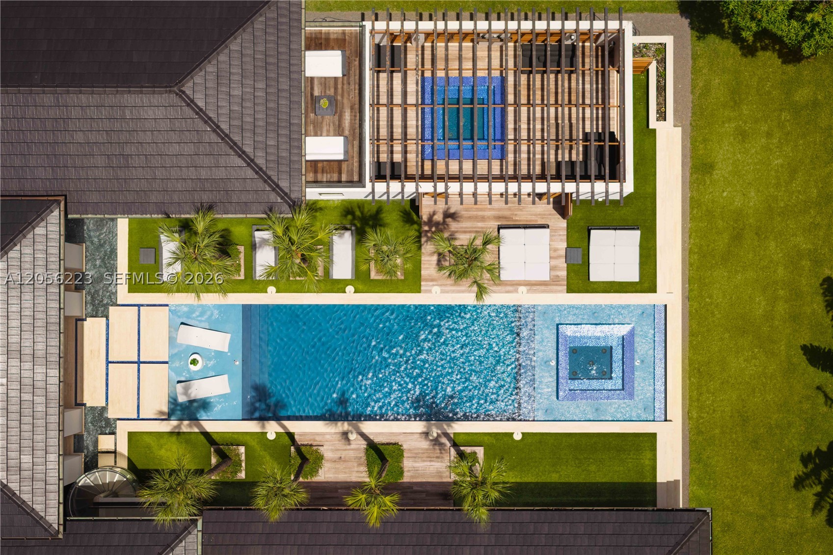 TOWN & COUNTRY ESTATES - Residential