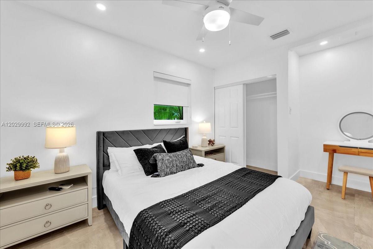 LAUDERDALE PARK 6-33 1/2 - Residential