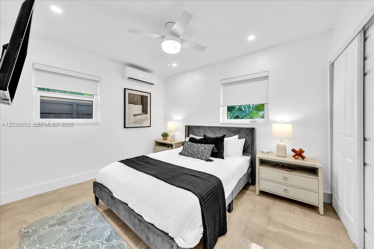 LAUDERDALE PARK 6-33 1/2 - Residential