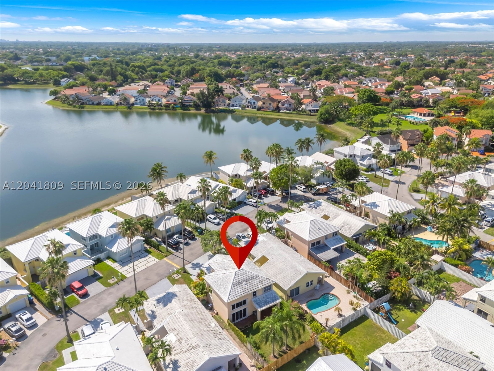 LAKES OF THE MEADOW-MEADO - Residential