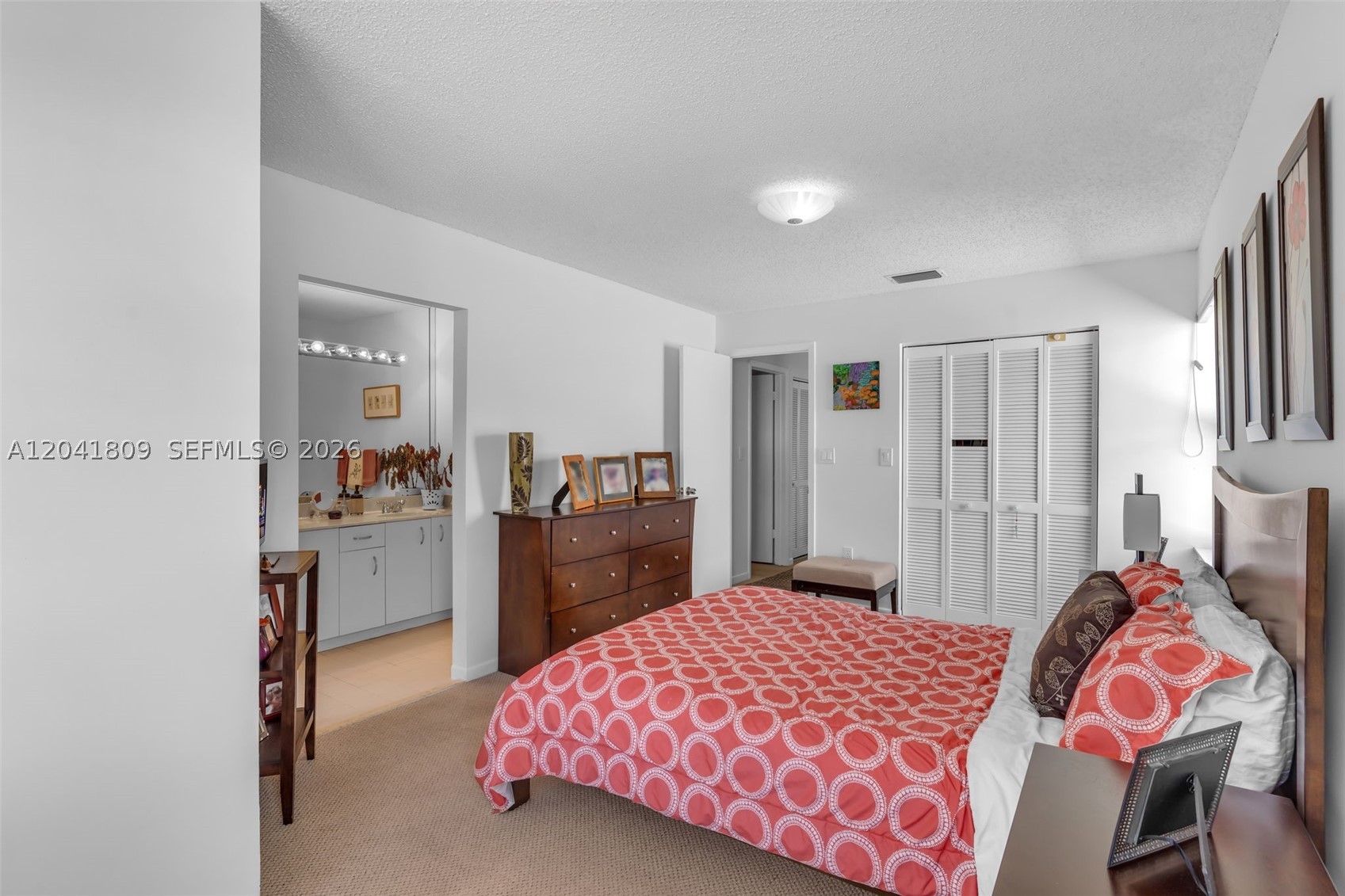 LAKES OF THE MEADOW-MEADO - Residential