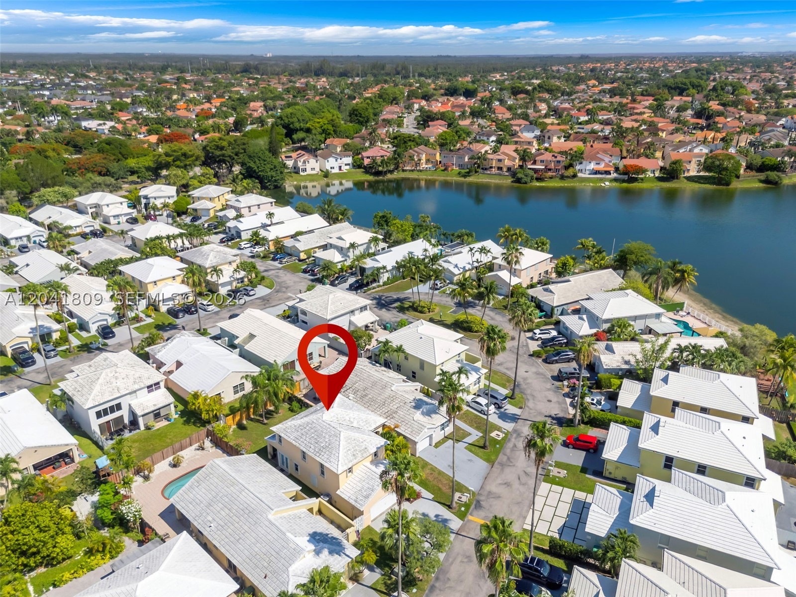LAKES OF THE MEADOW-MEADO - Residential