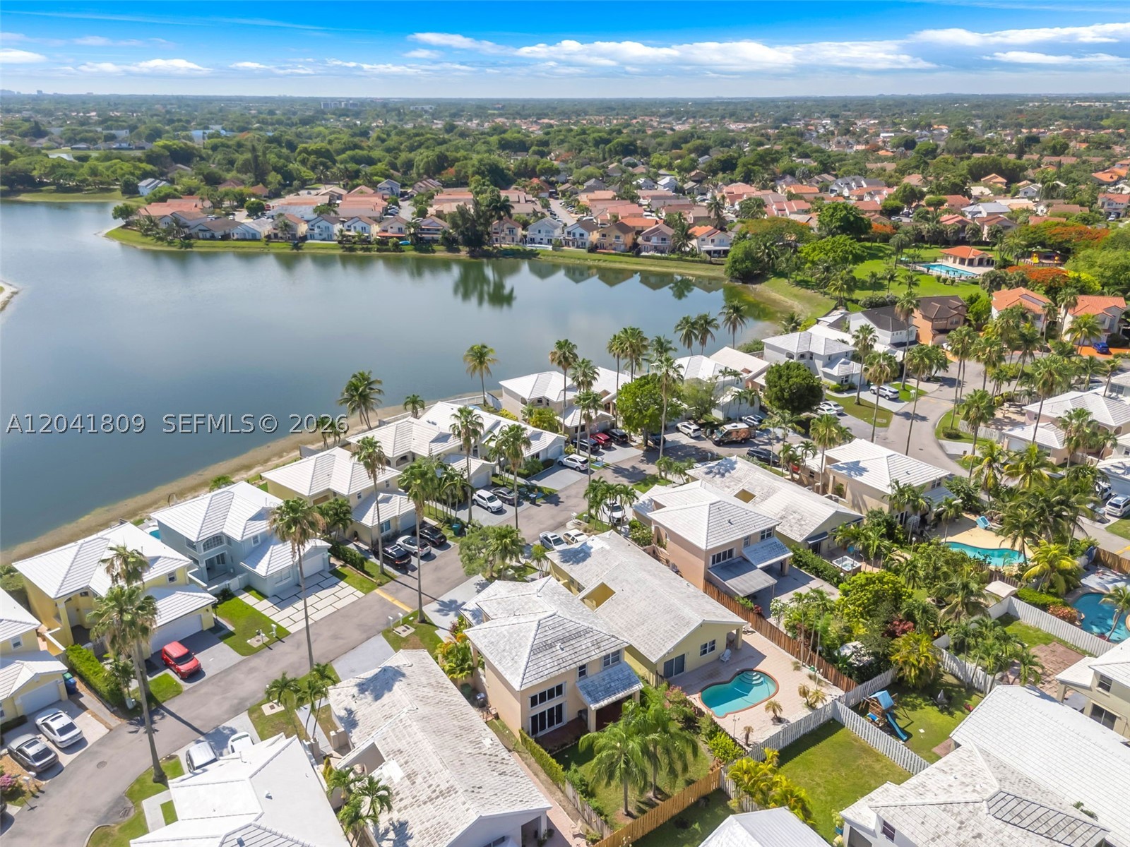 LAKES OF THE MEADOW-MEADO - Residential