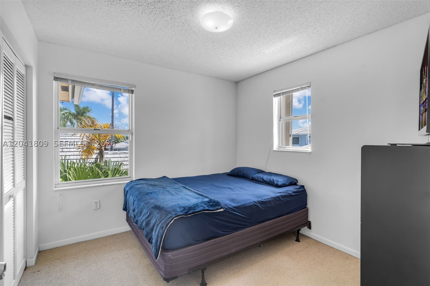 LAKES OF THE MEADOW-MEADO - Residential