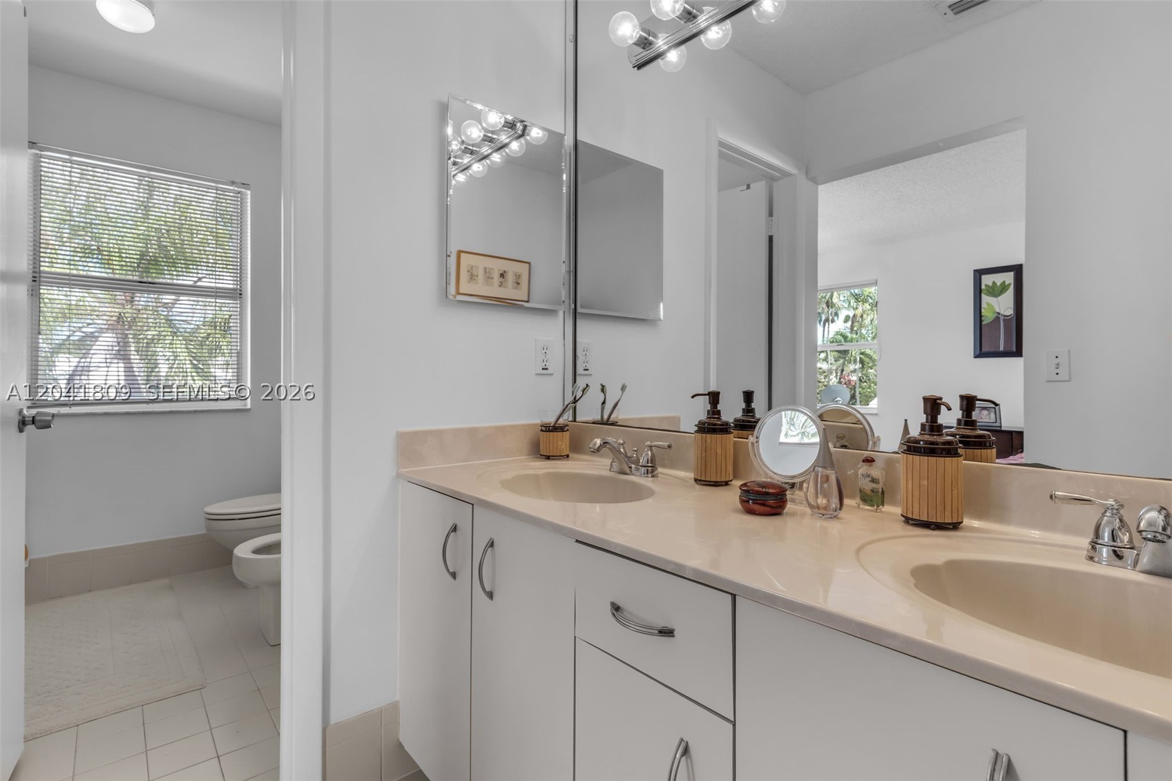 LAKES OF THE MEADOW-MEADO - Residential