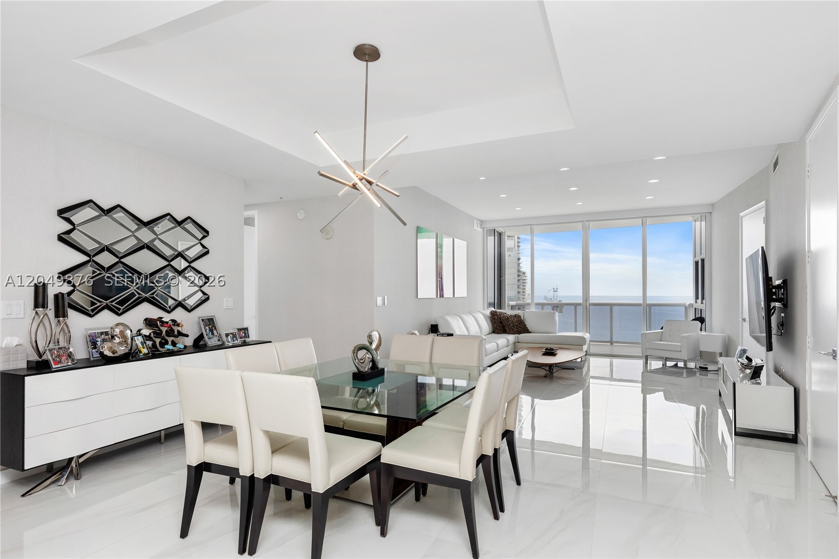 TRUMP ROYALE CONDO - Residential