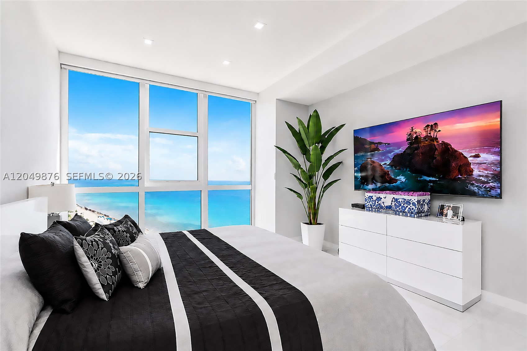 TRUMP ROYALE CONDO - Residential