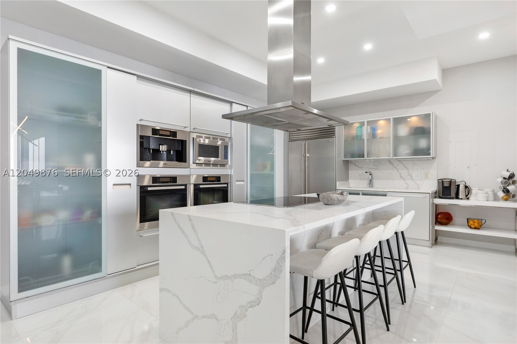 TRUMP ROYALE CONDO - Residential