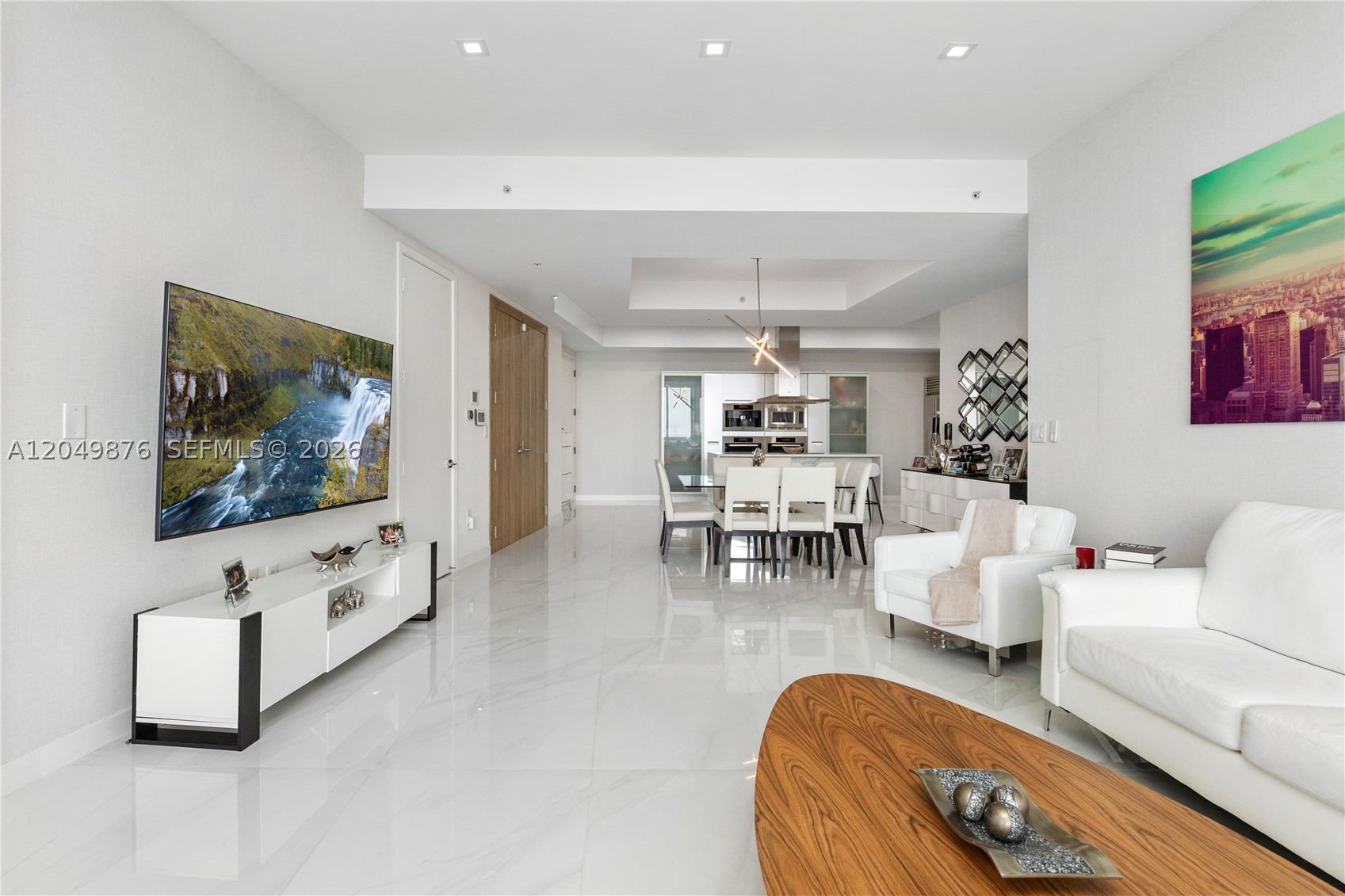 TRUMP ROYALE CONDO - Residential