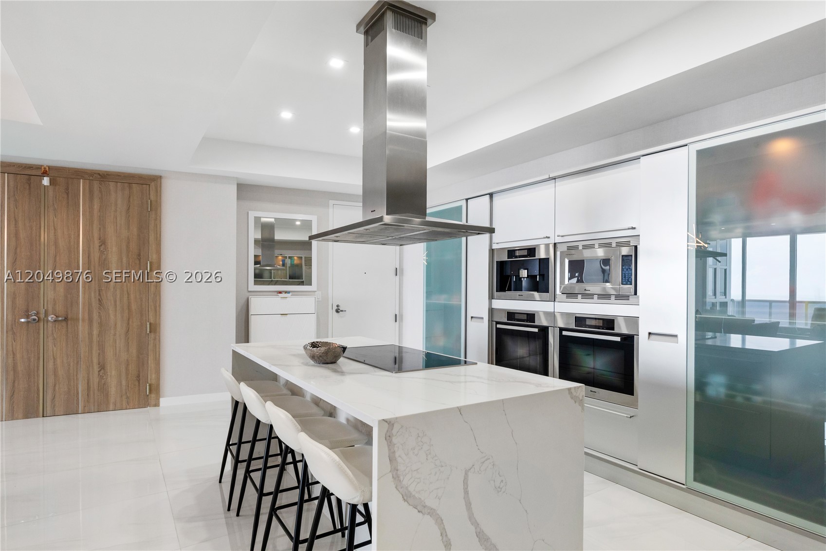 TRUMP ROYALE CONDO - Residential