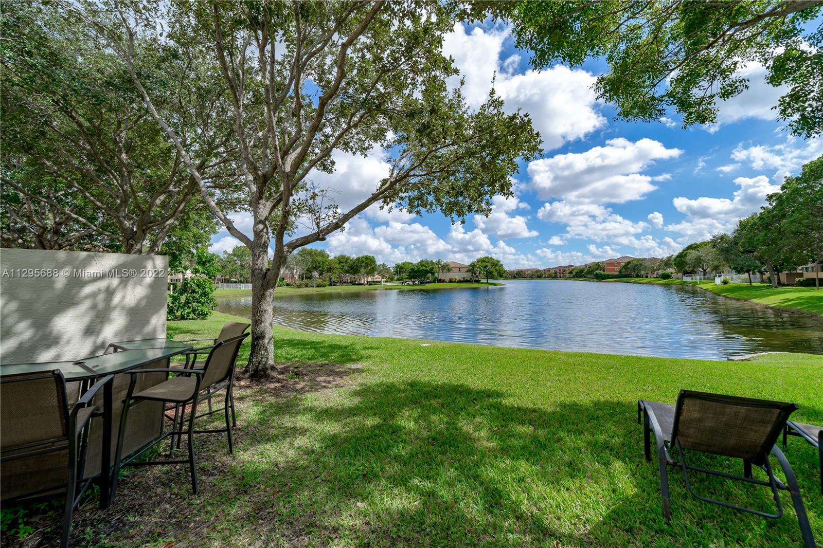RIVIERA ISLES IV - Residential