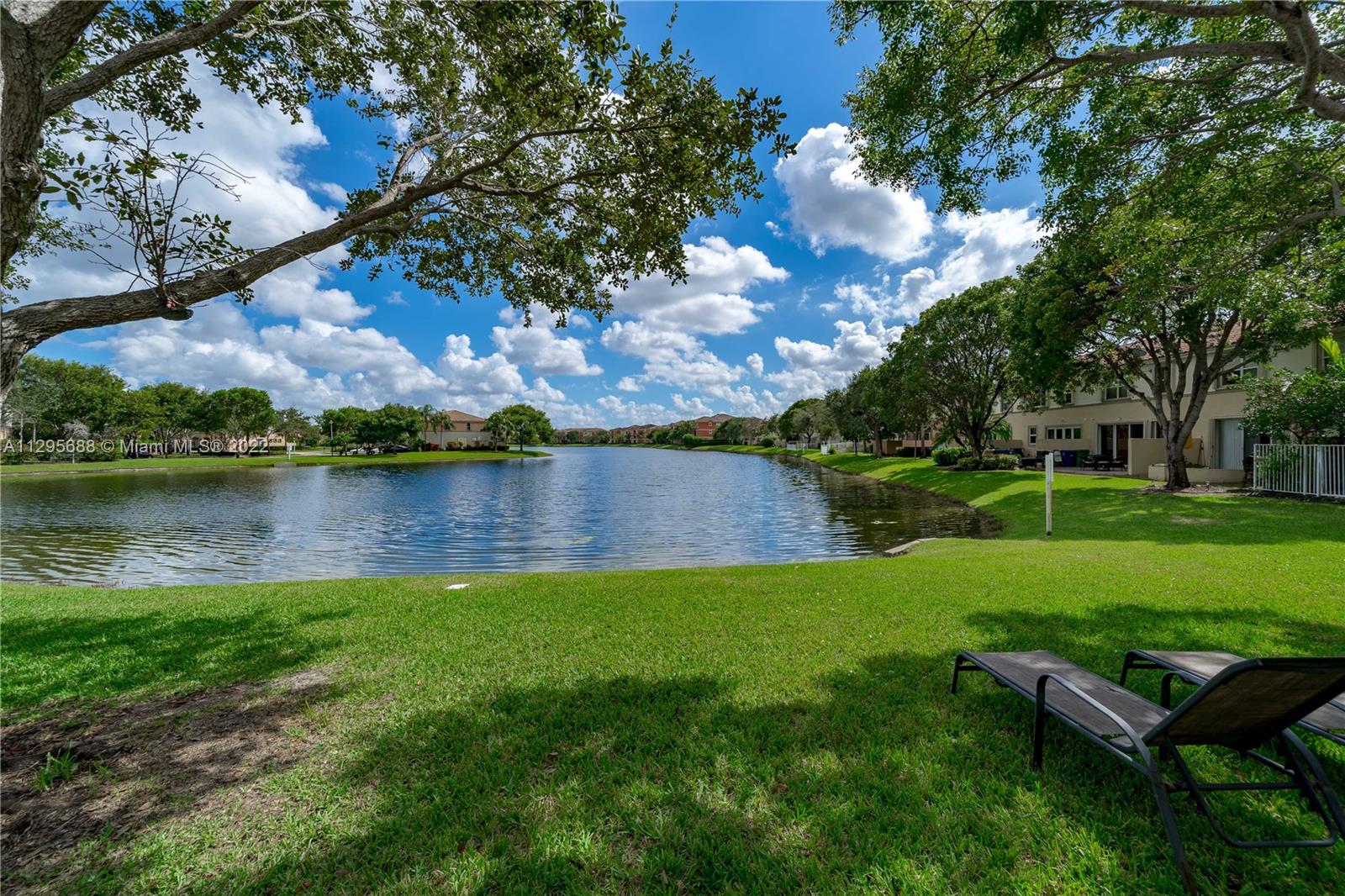 RIVIERA ISLES IV - Residential