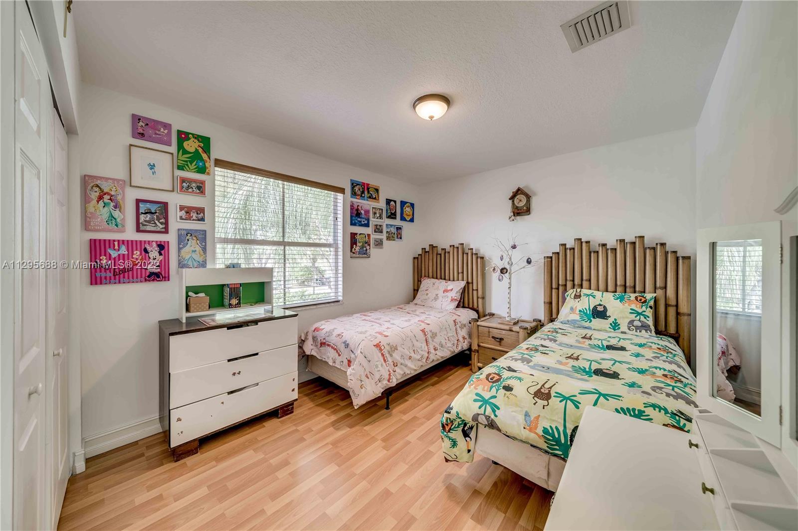 RIVIERA ISLES IV - Residential