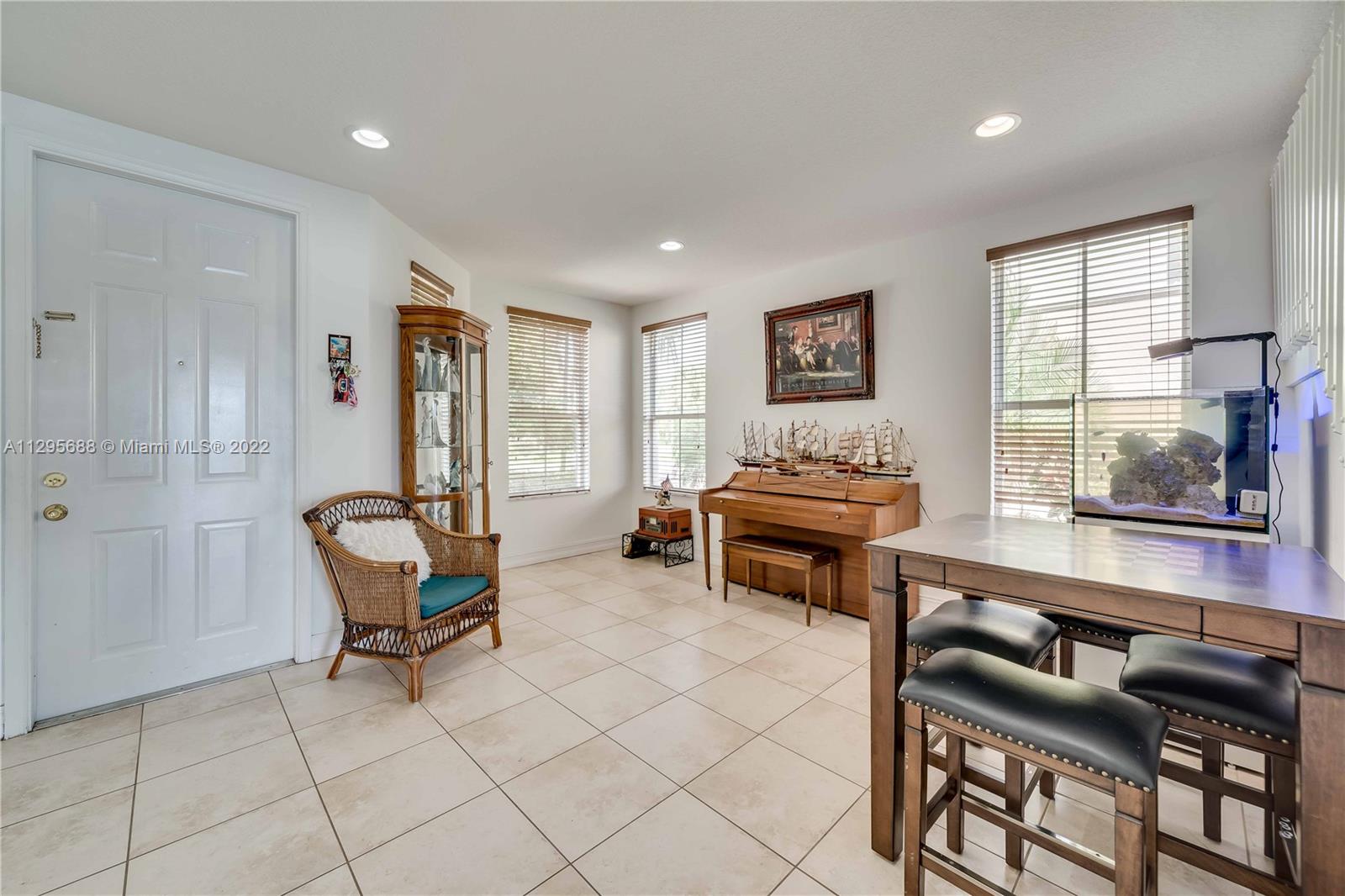 RIVIERA ISLES IV - Residential