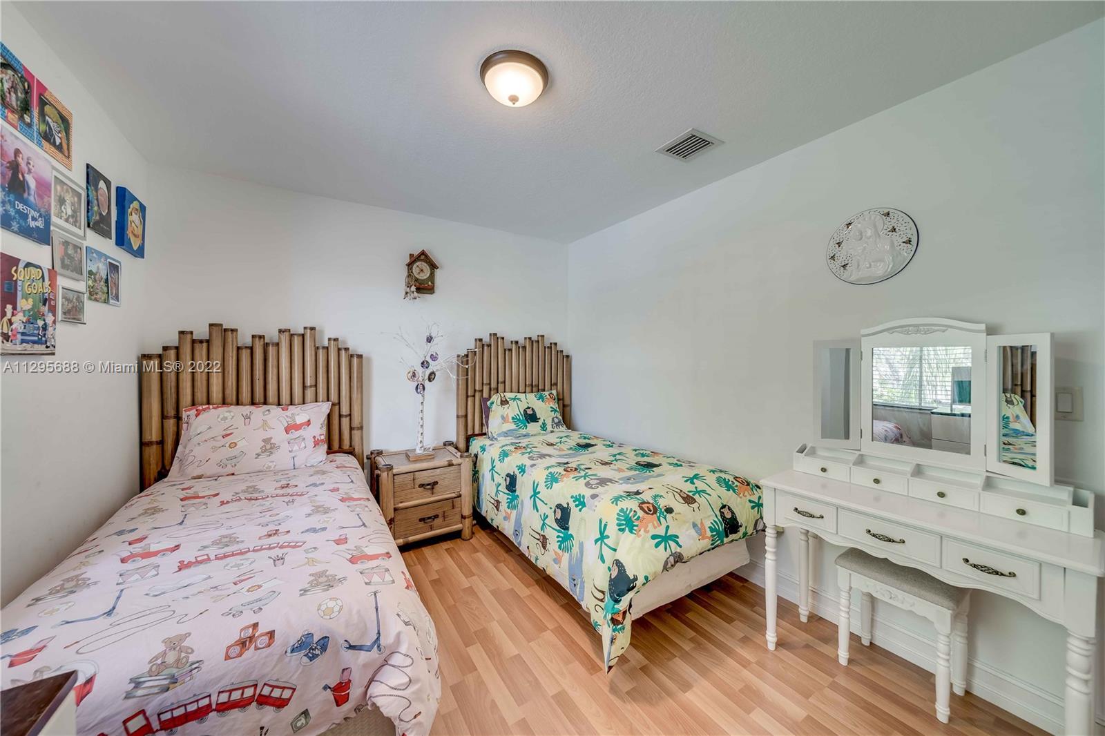 RIVIERA ISLES IV - Residential