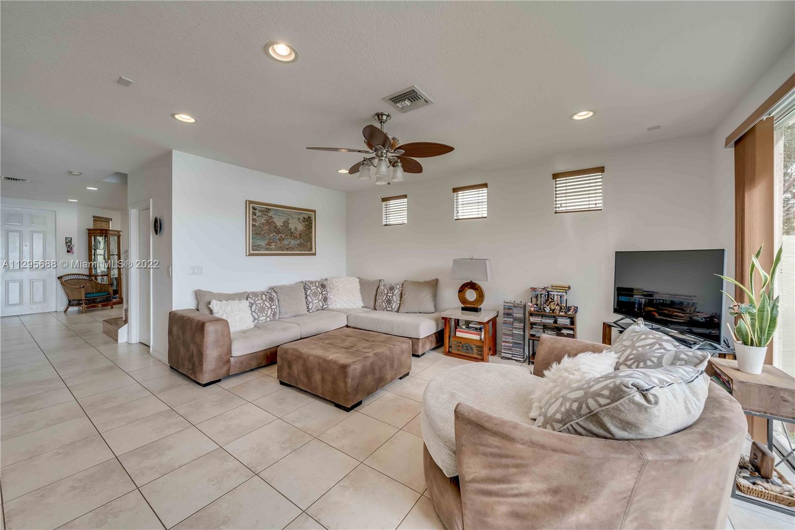 RIVIERA ISLES IV - Residential