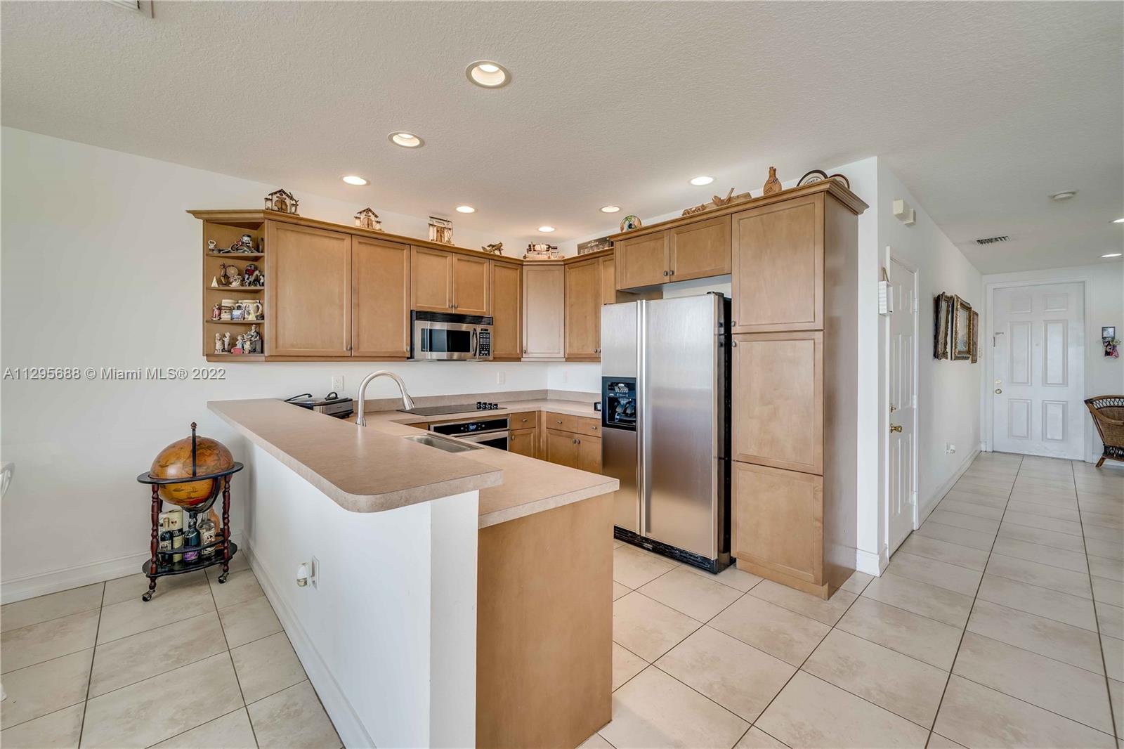 RIVIERA ISLES IV - Residential