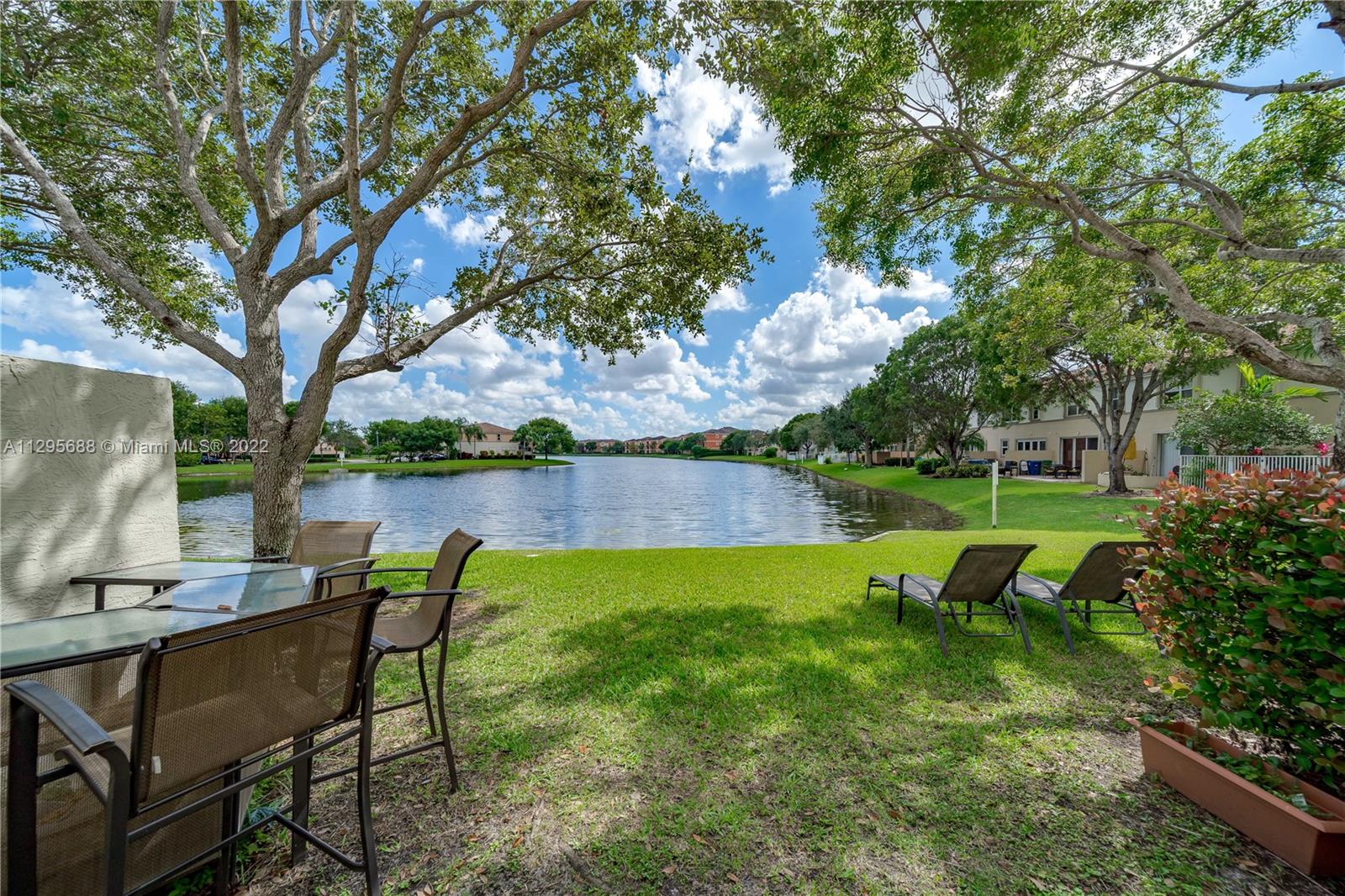 RIVIERA ISLES IV - Residential