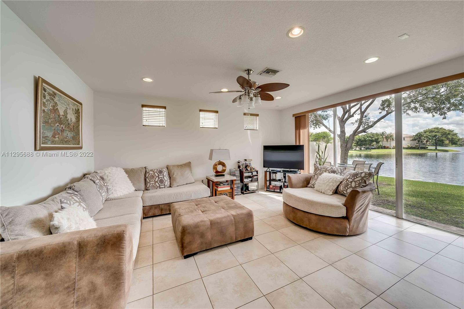 RIVIERA ISLES IV - Residential